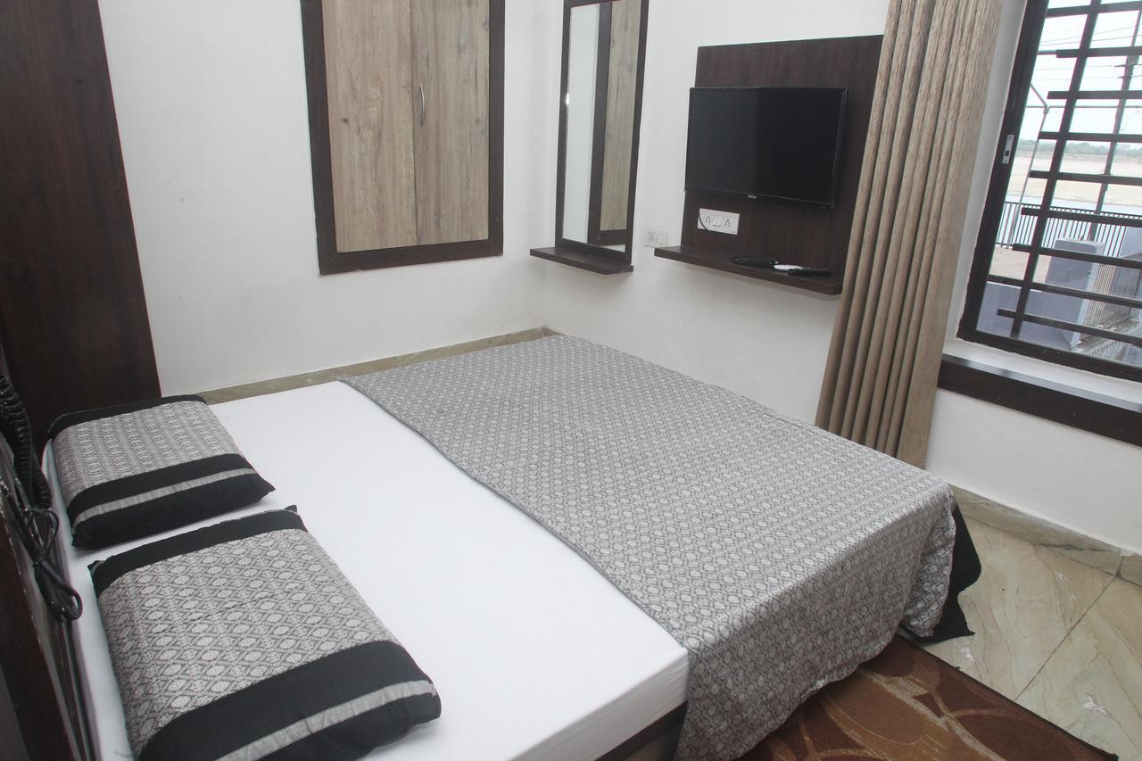Alakhnanda Guest House Varanasi Dış mekan fotoğraf
