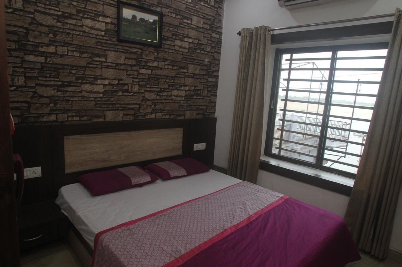 Alakhnanda Guest House Varanasi Dış mekan fotoğraf