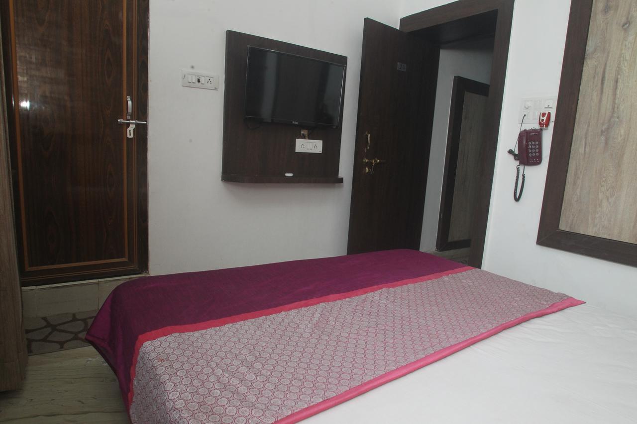 Alakhnanda Guest House Varanasi Dış mekan fotoğraf